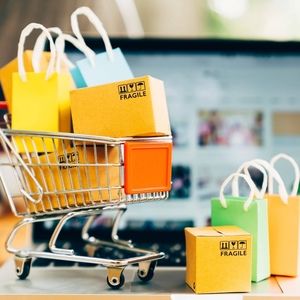 Meet your Posher, Joyce